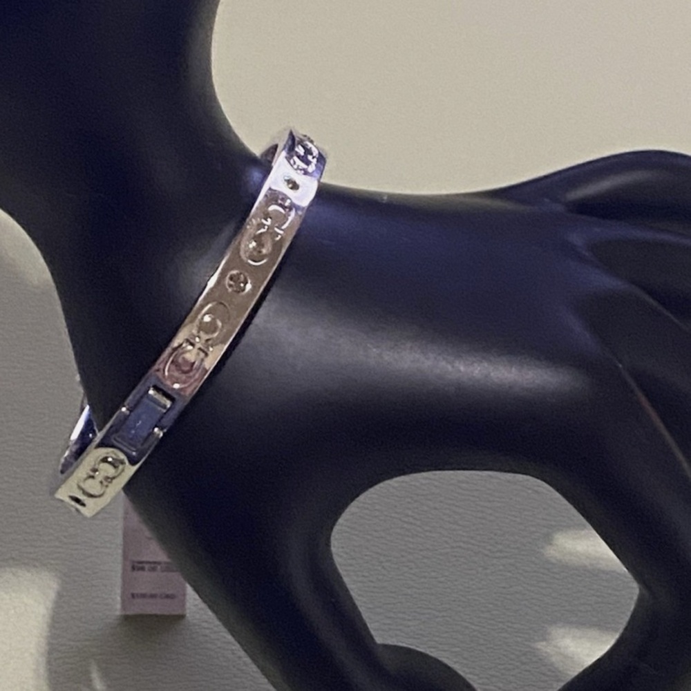 Coach Silver Kissing C Hinged Crystal Logo Bangle NWT - Picture 5 of 8